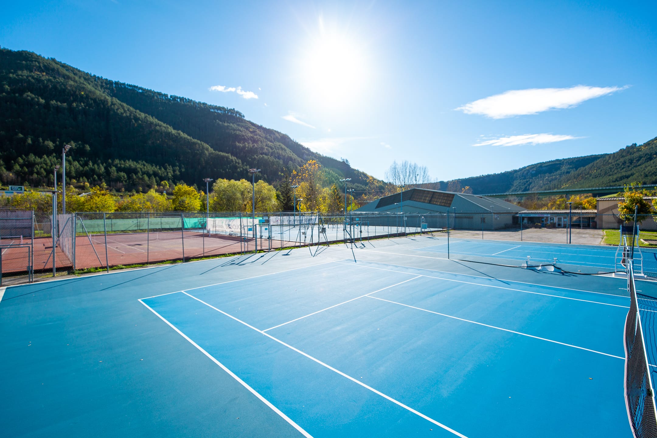 Courts de tennis extérieurs